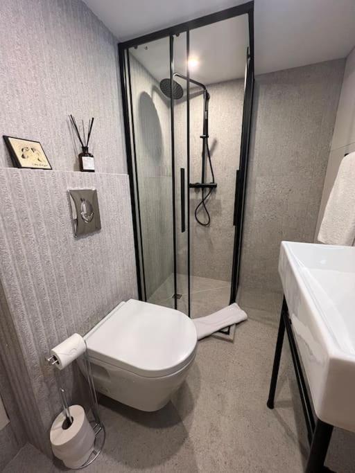 Antibes Cute Duplex Studio Bagian luar foto